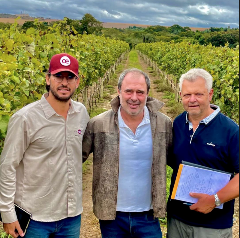 Jean-Michel Barcelo chez sa clientèle brésilienne